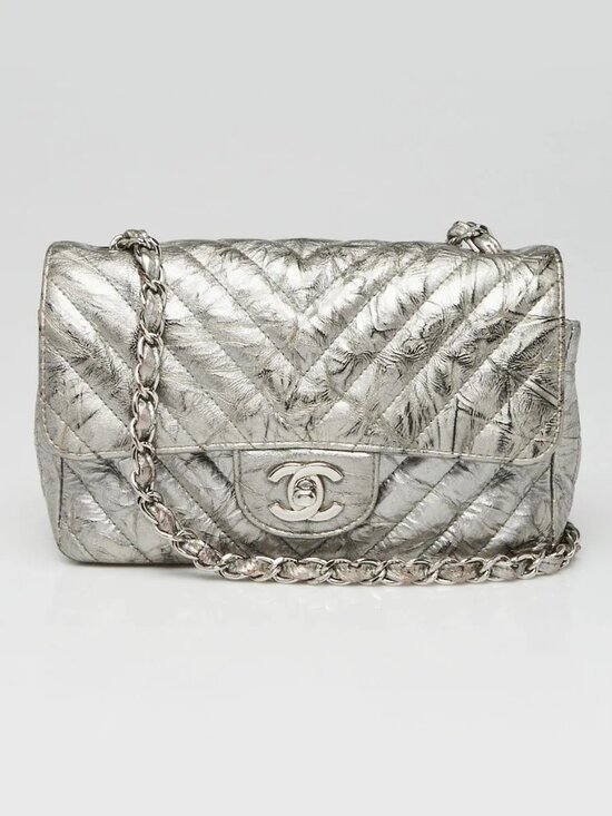 Chanel Silver Chevron Quilted Patent Leather Classic  Chanel Silver Chevron Quilted Patent Leather Classic Rectangular Mini Flap Bag
